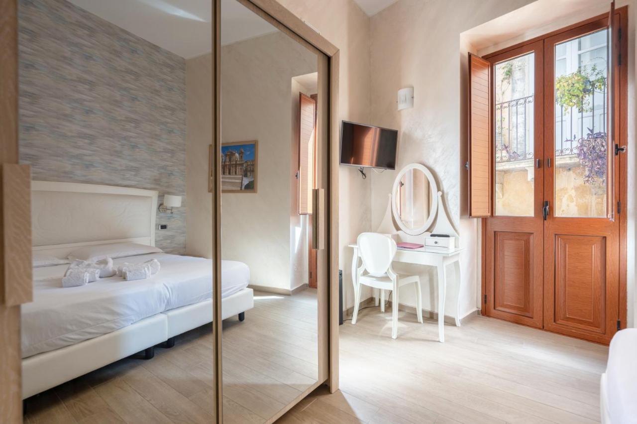 Porta Nazionale Dependance Bed & Breakfast Noto Exterior photo